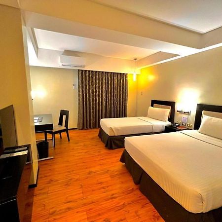มอลเบอรี สวีท บิสซิเนส โฮเต็ล Hotel คากายันเดโอโร ภายนอก รูปภาพ