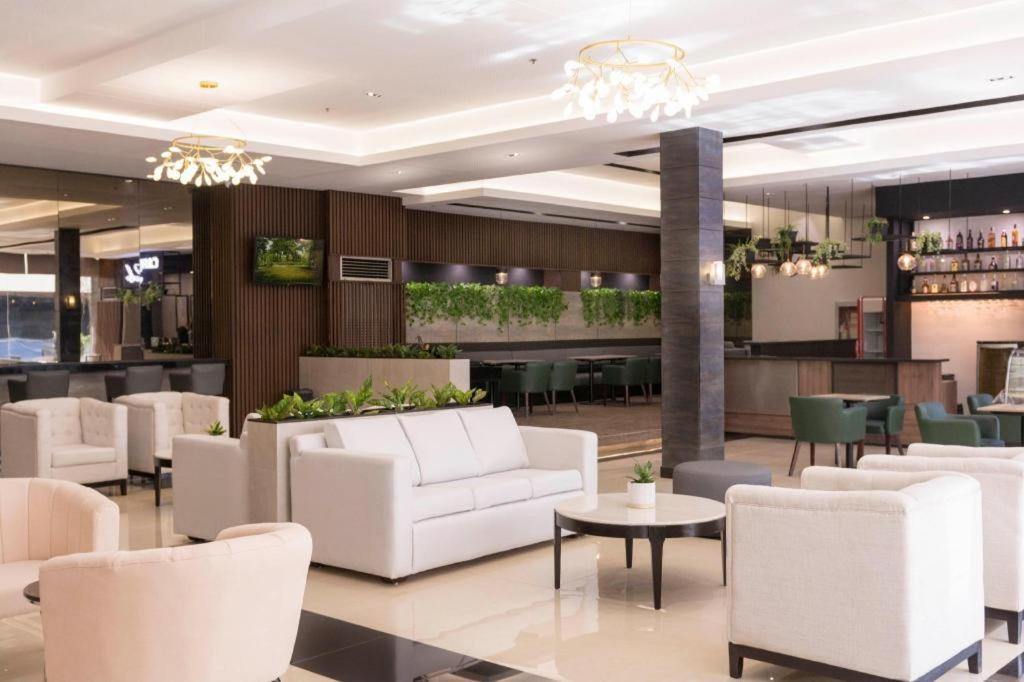 มอลเบอรี สวีท บิสซิเนส โฮเต็ล Hotel คากายันเดโอโร ภายนอก รูปภาพ