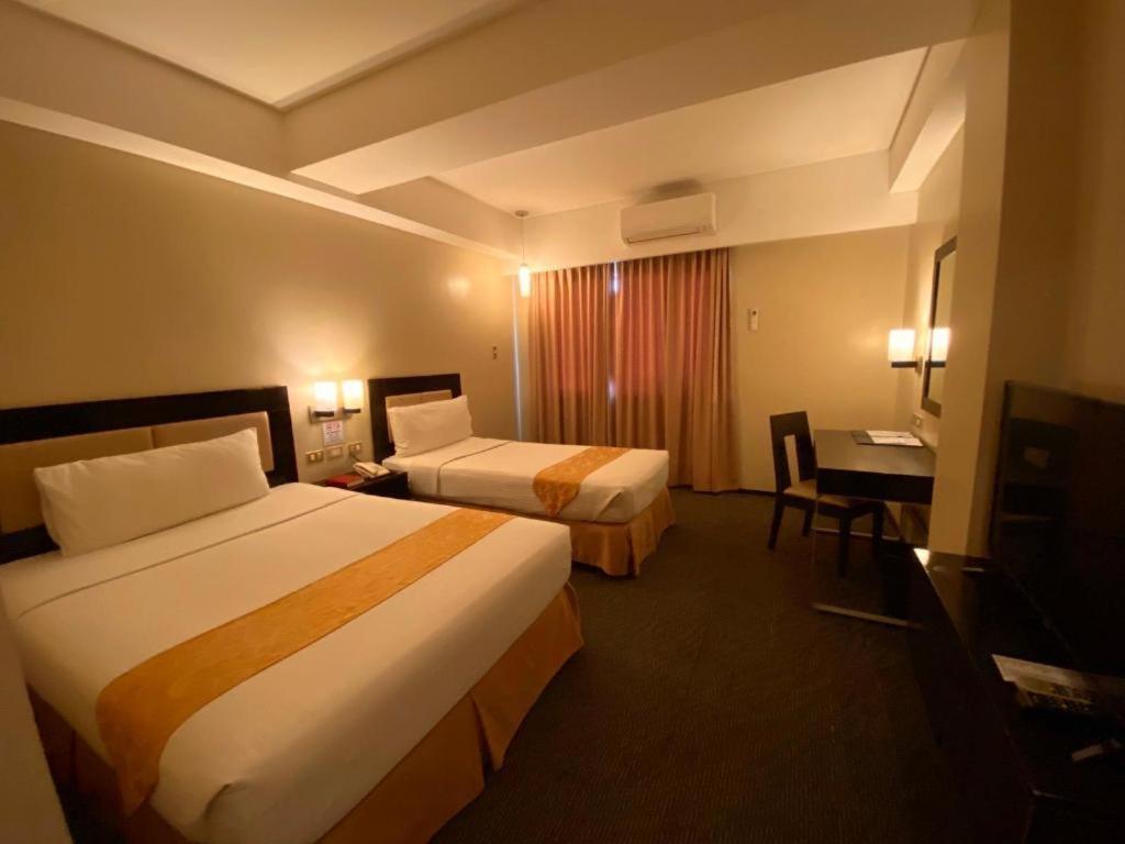 มอลเบอรี สวีท บิสซิเนส โฮเต็ล Hotel คากายันเดโอโร ภายนอก รูปภาพ