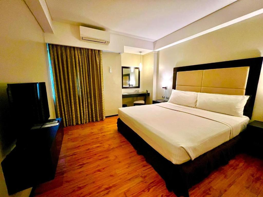 มอลเบอรี สวีท บิสซิเนส โฮเต็ล Hotel คากายันเดโอโร ภายนอก รูปภาพ