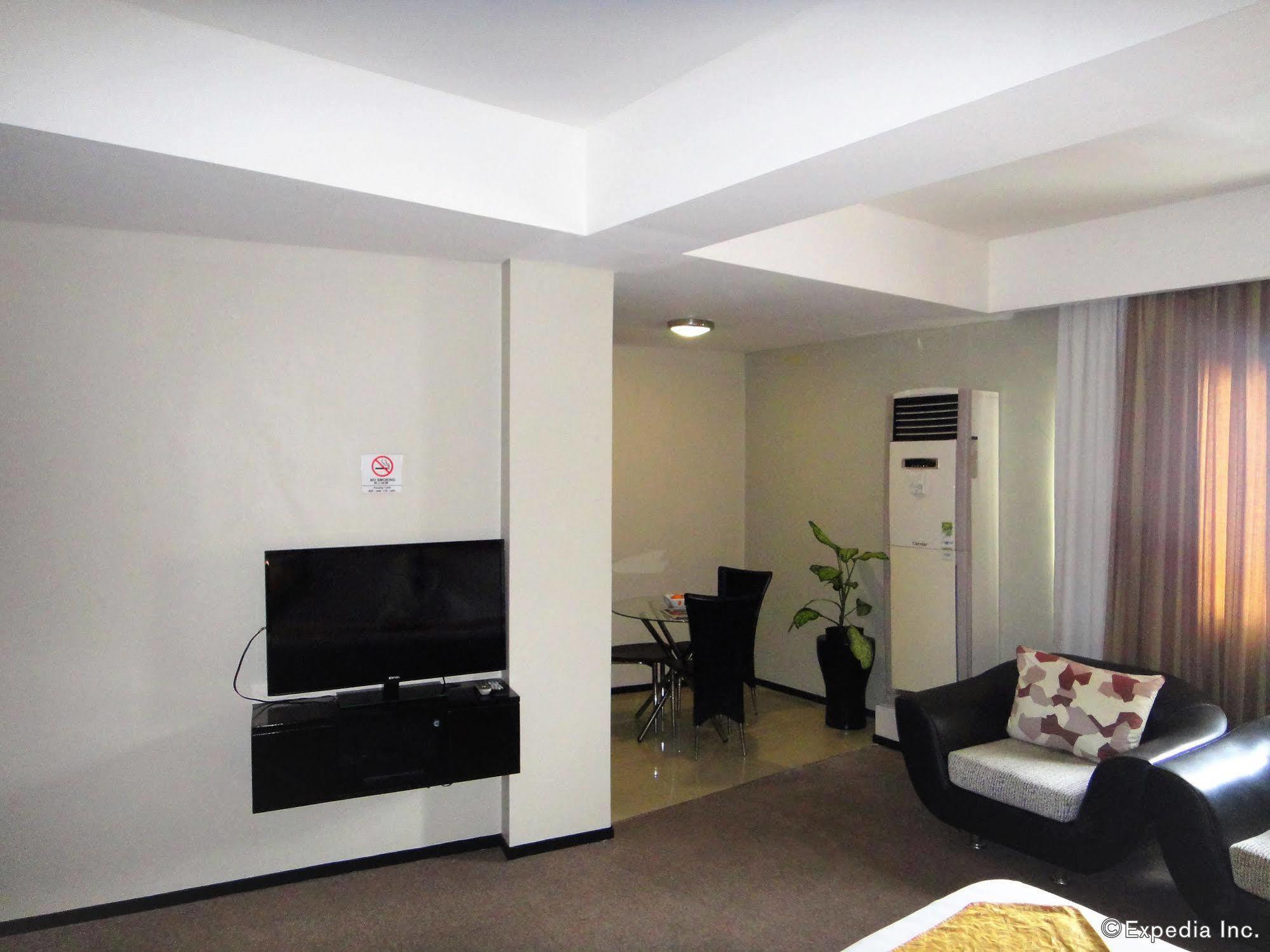 มอลเบอรี สวีท บิสซิเนส โฮเต็ล Hotel คากายันเดโอโร ภายนอก รูปภาพ