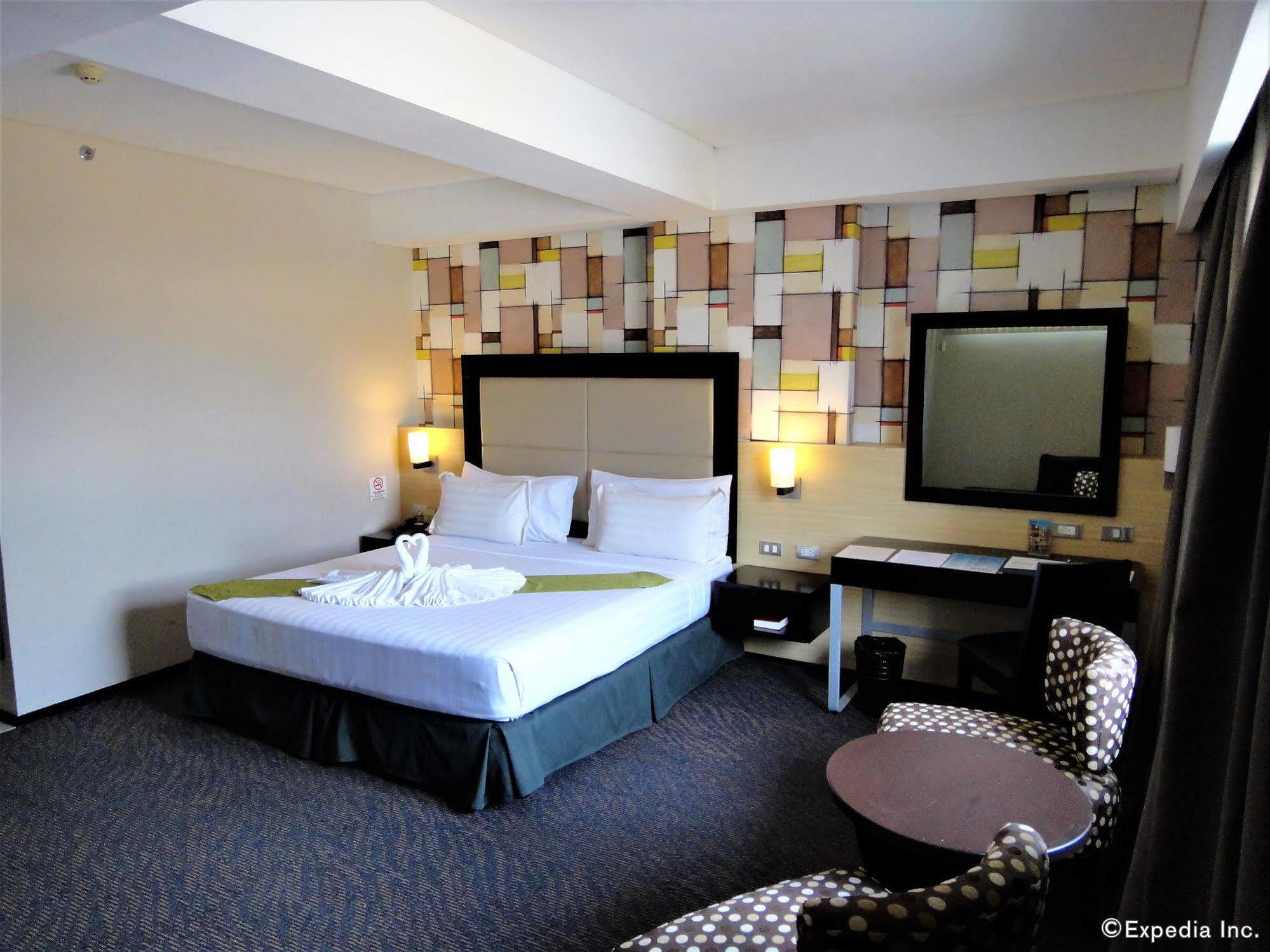 มอลเบอรี สวีท บิสซิเนส โฮเต็ล Hotel คากายันเดโอโร ภายนอก รูปภาพ