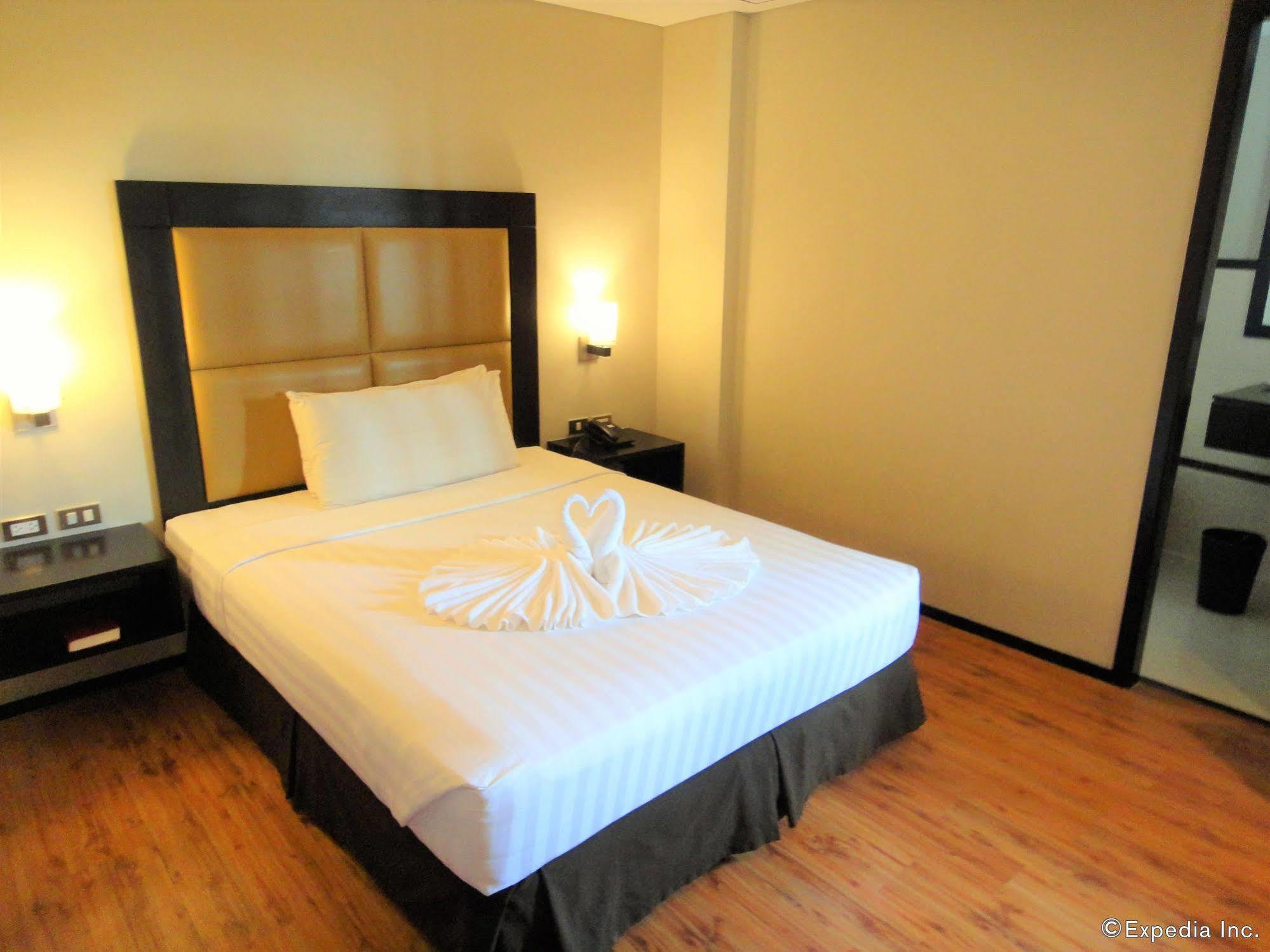 มอลเบอรี สวีท บิสซิเนส โฮเต็ล Hotel คากายันเดโอโร ภายนอก รูปภาพ