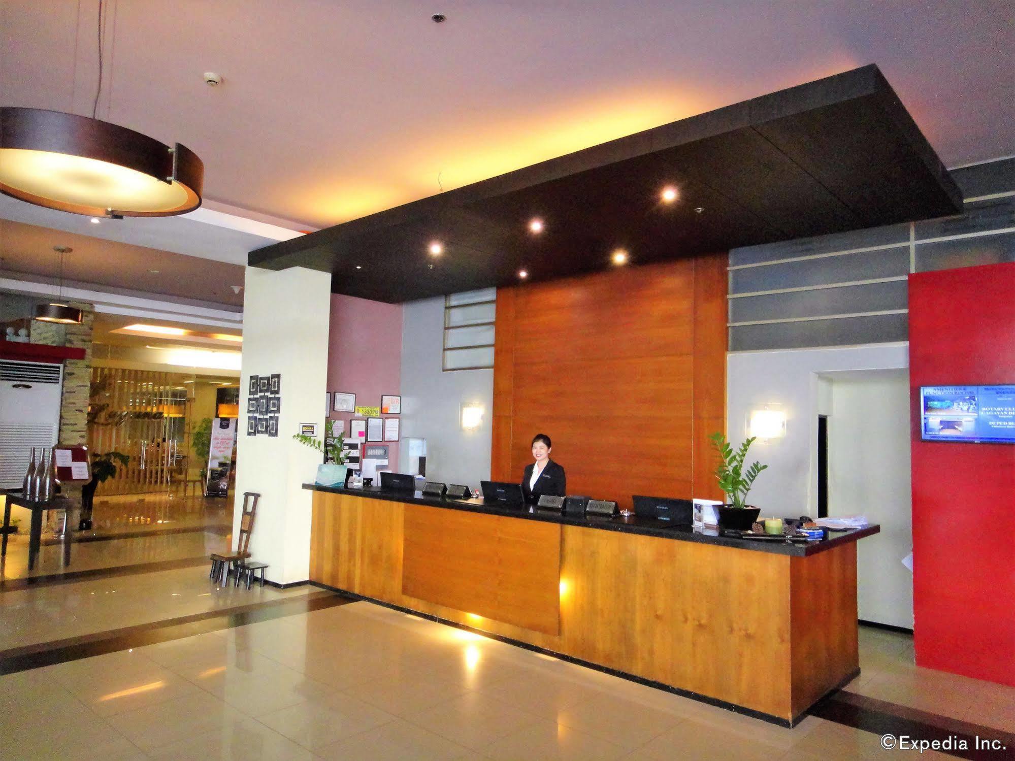 มอลเบอรี สวีท บิสซิเนส โฮเต็ล Hotel คากายันเดโอโร ภายนอก รูปภาพ