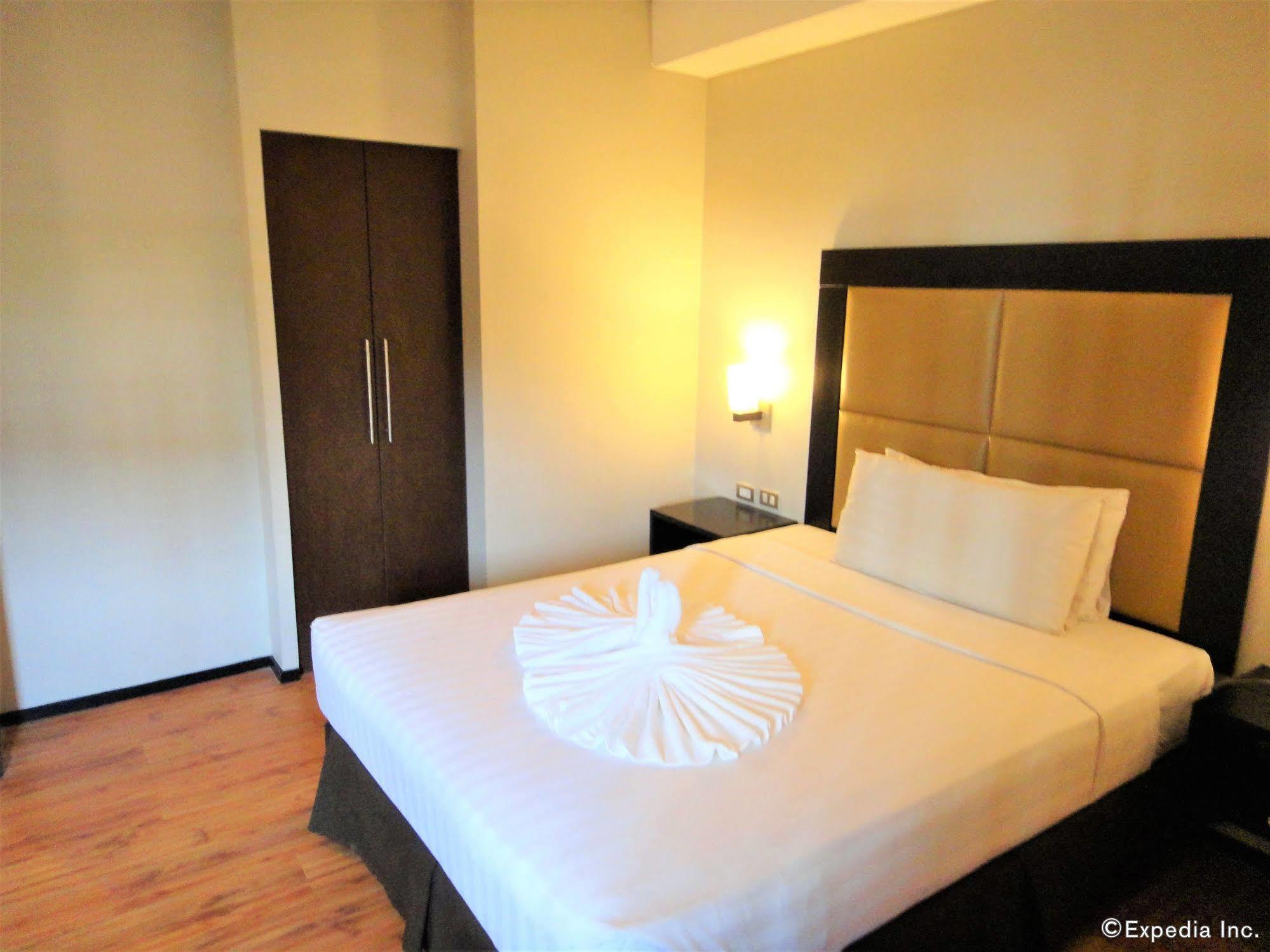 มอลเบอรี สวีท บิสซิเนส โฮเต็ล Hotel คากายันเดโอโร ภายนอก รูปภาพ